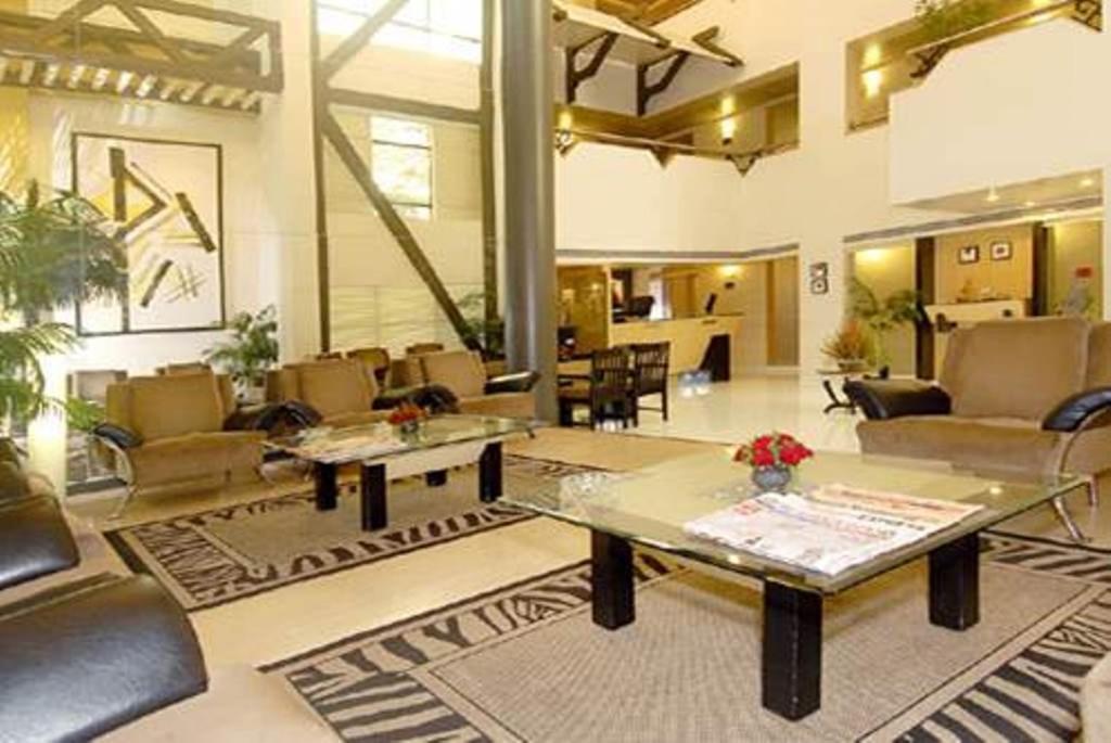 Coronet The Boutique Hotel Пуна Экстерьер фото